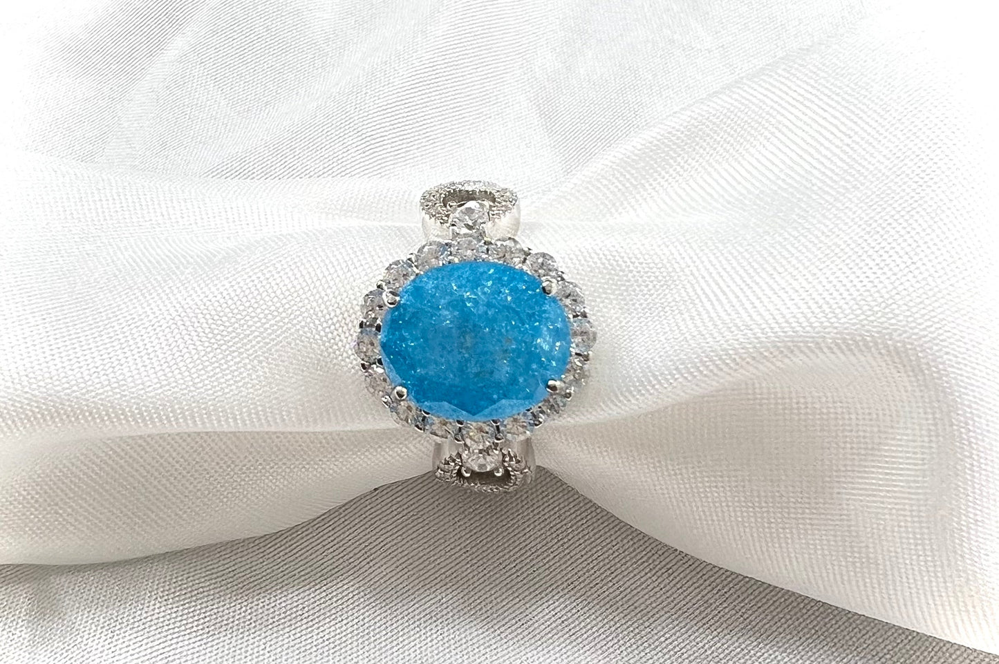 *PRE-ORDER - 925 Sterling Silver Infinity Oval Cut Aqua Blue Ice & Diamond Cubic Zirconia Ring