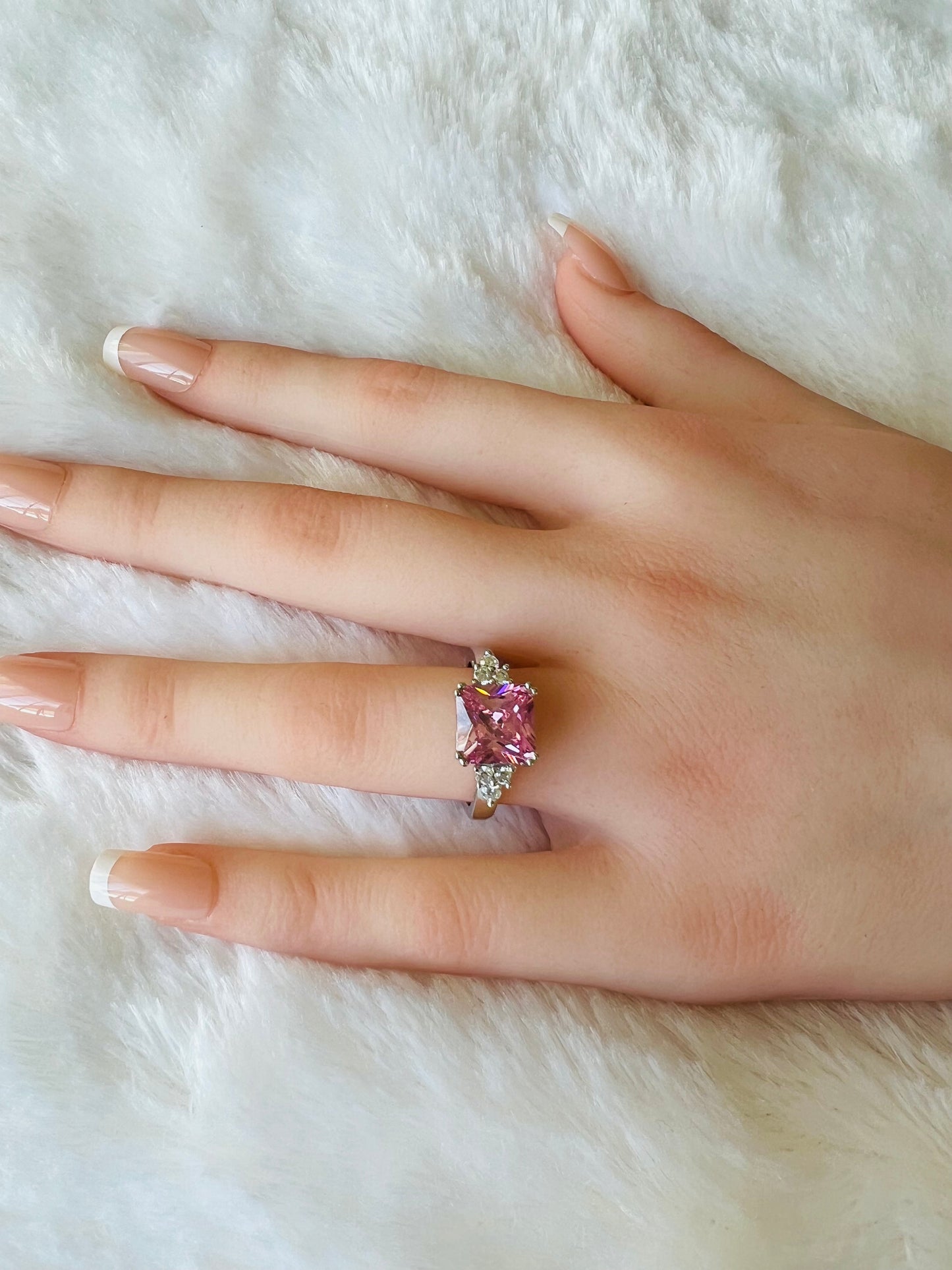Elegant 925 Sterling Silver Pink Cubic Zirconia Ring